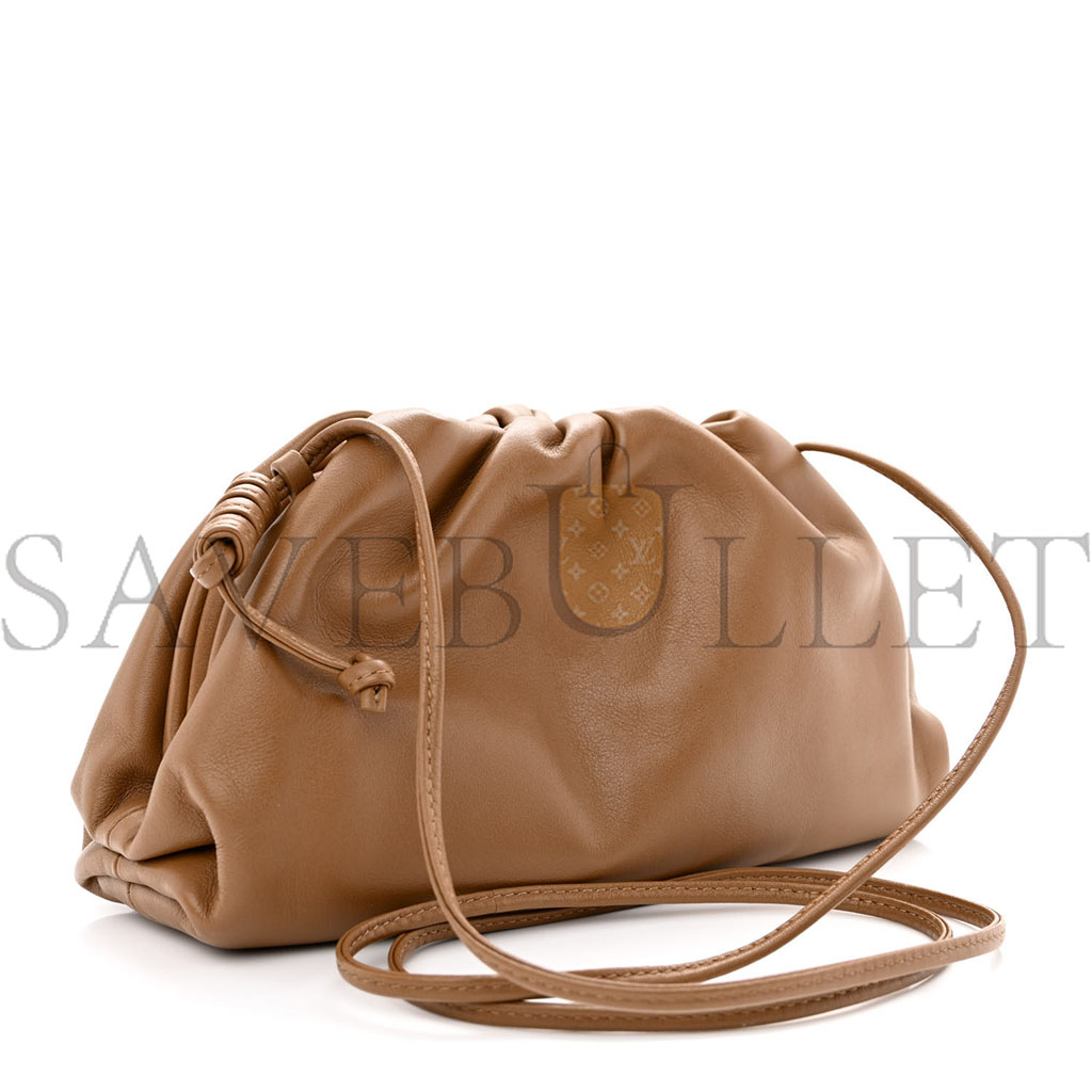 BOTTEGA VENETA BUTTER CALFSKIN THE MINI POUCH CAMEL (22*11*6cm)