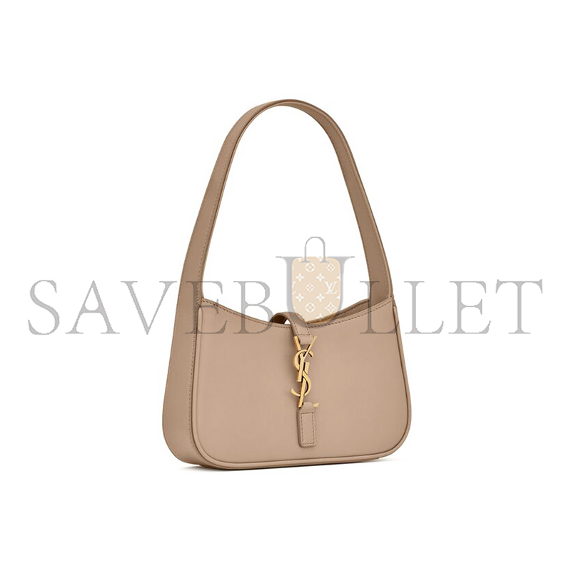 YSL MINI LE 5 À 7 IN SMOOTH LEATHER 7103182R20W2721 (19*11.5*4.5cm) YSL MINI LE 5 À 7 IN SMOOTH LEATHER 7103182R20W2721 (19*11.5*4.5cm)